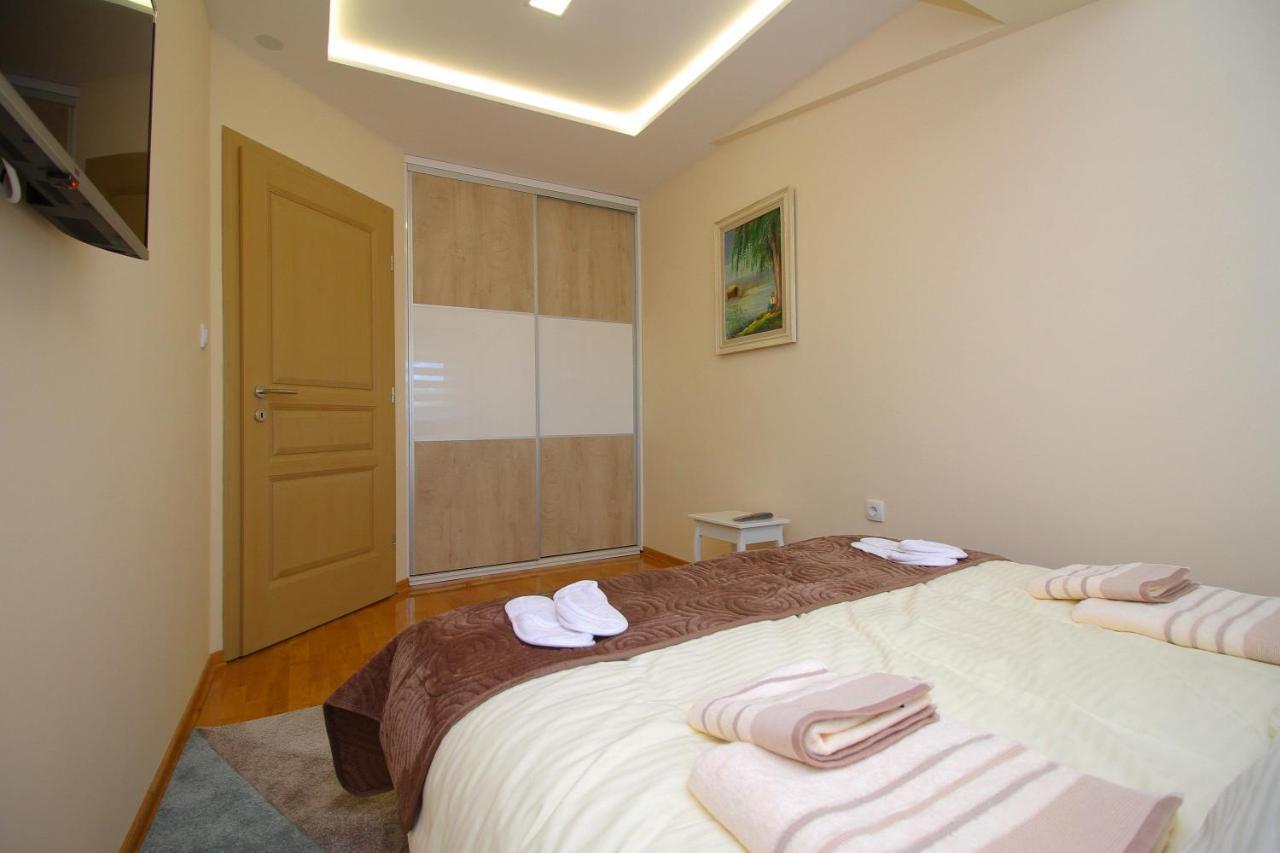 Vip Aleksa Centar *